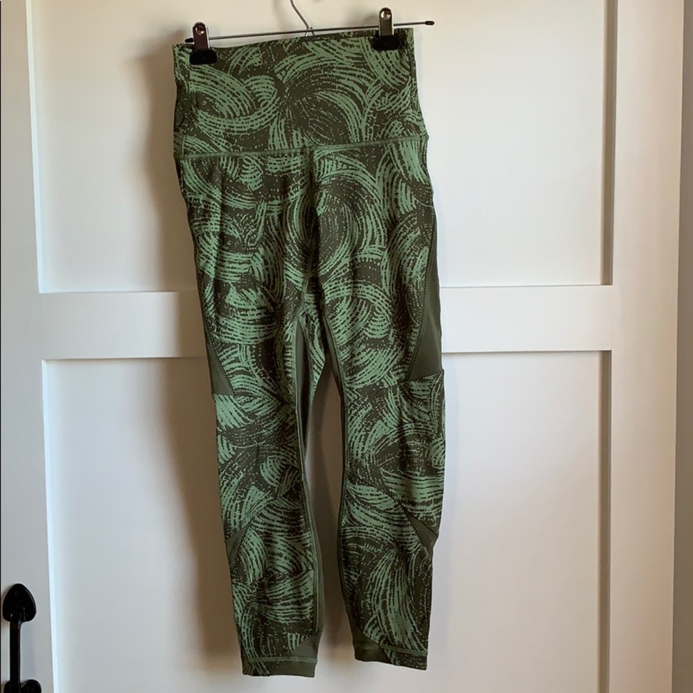 Lululemon Highest Times Size 6